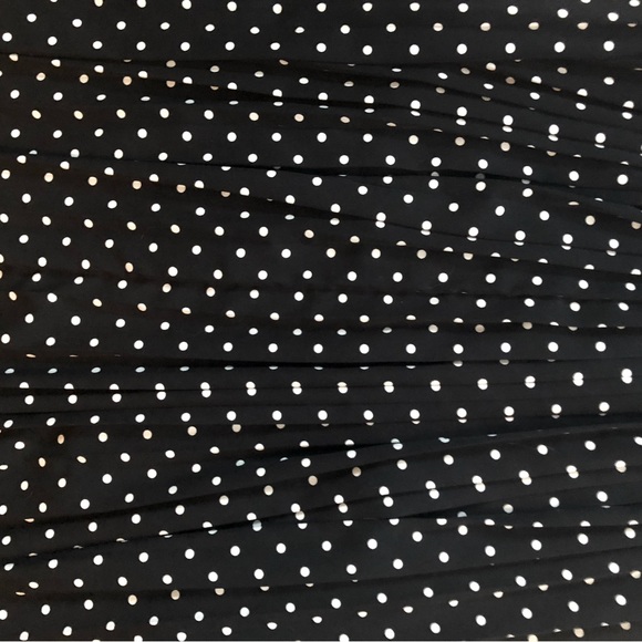 Black and white one size pleated skirt with polka dots - Picture 2 of 4